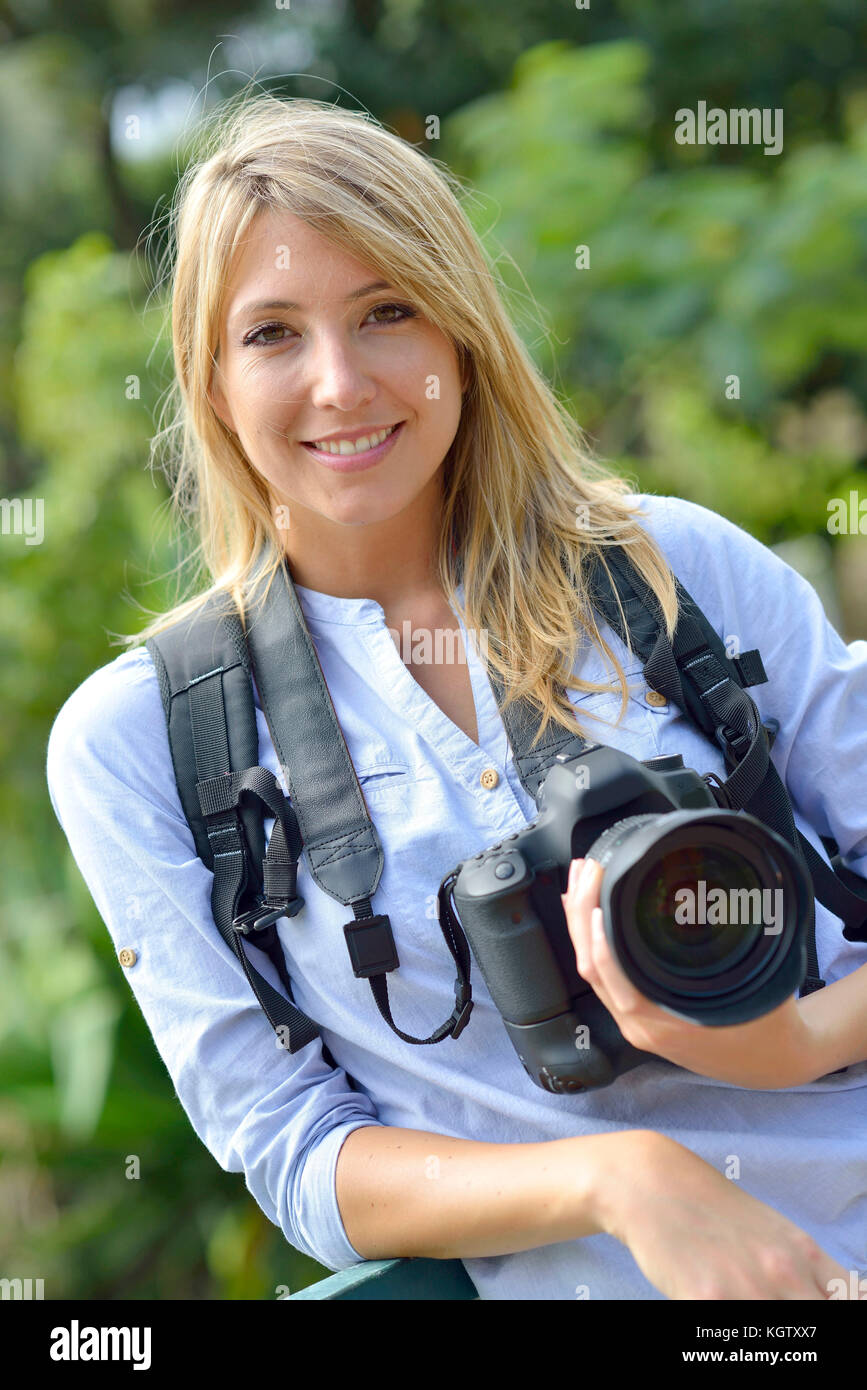 Portrait de jeune femme photographe Banque D'Images