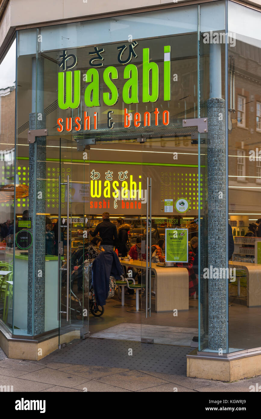 Wasabi sushi Banque de photographies et d'images à haute résolution - Alamy
