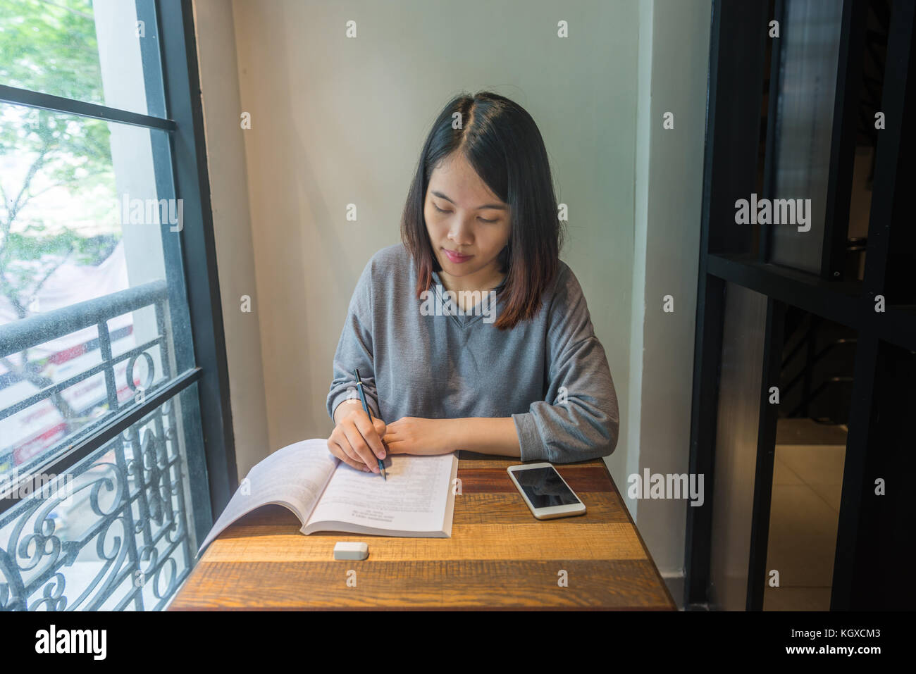 Prendre Note Image Prendre note Banque de photographies et d’images à haute résolution - Alamy