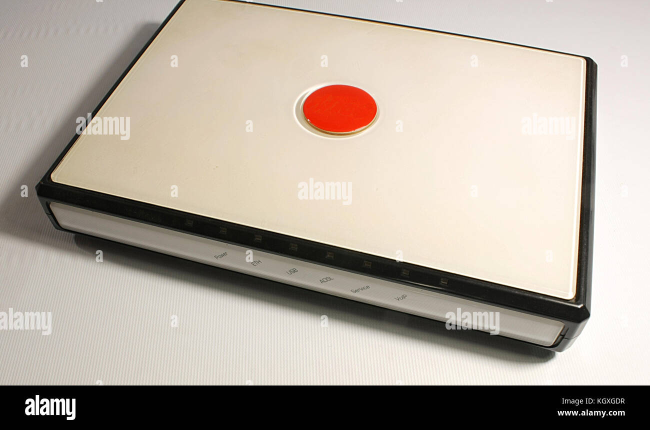 Modem ADSL routeur Banque D'Images Modem ADSL routeur Banque D'Images