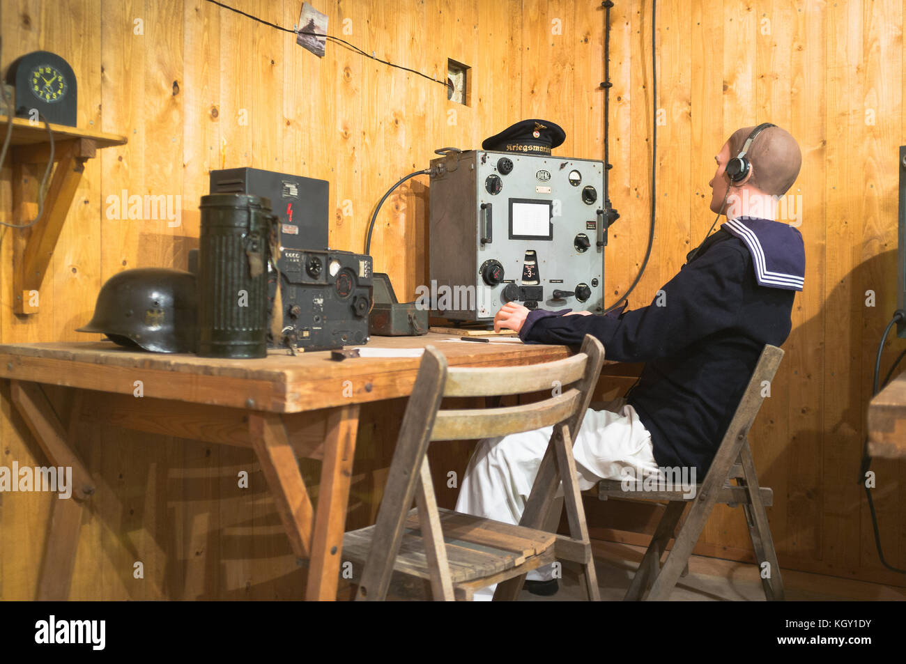 Radio allemande de la seconde guerre mondiale Banque de photographies et  d'images à haute résolution - Alamy