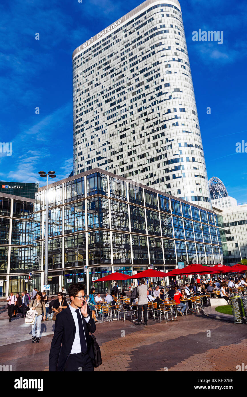 La France. HAUTS DE SEINE (92), Puteaux, LA DÉFENSE. Le Parvis Banque D'Images