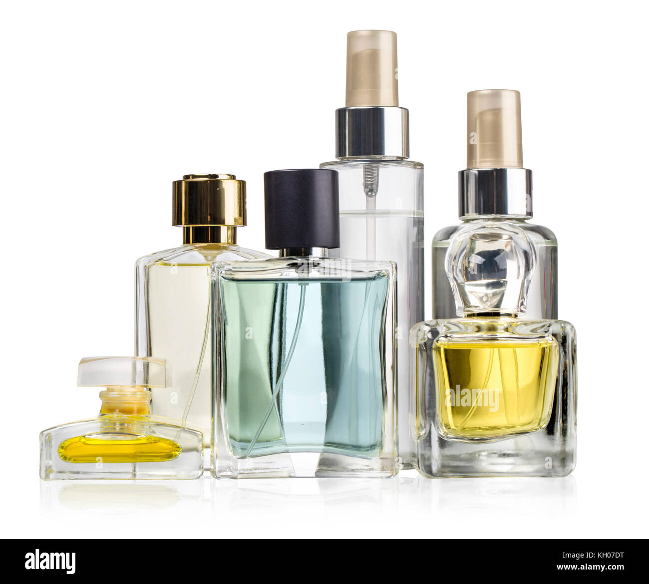 Gamme de flacons de parfum over white background with clipping path Banque D'Images