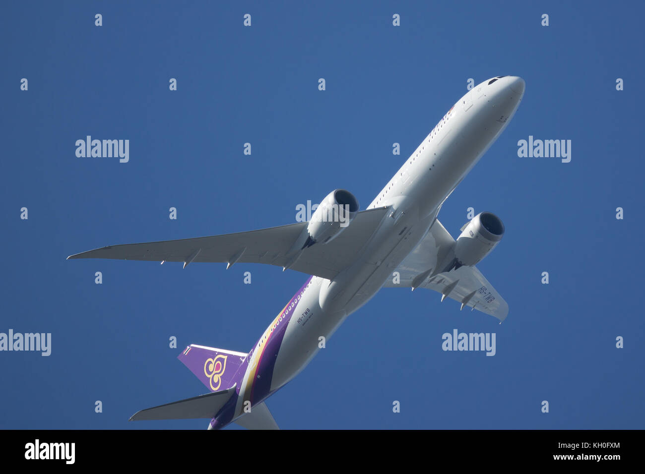 Chiang Mai, Thaïlande - 11 octobre 2017 : 787-900 boeing dreamliner hs et twb. thaiairway de décoller de l'aéroport Suvarnabhumi de Bangkok à Chiang Mai, sesana Banque D'Images