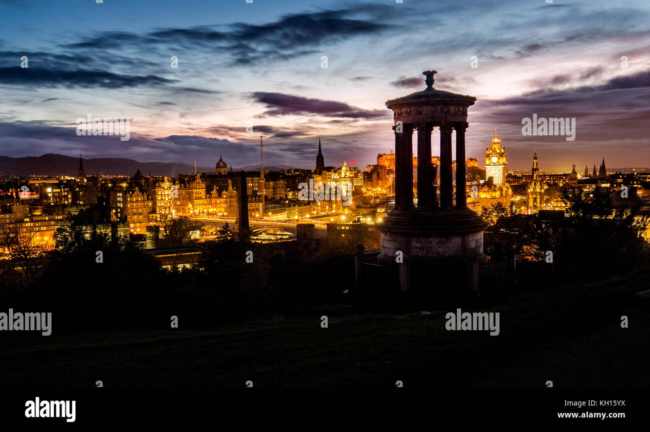 Vue depuis la nuit Carlton Hill. Banque D'Images