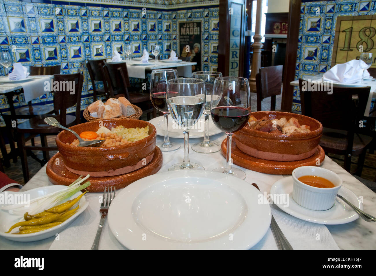 Cocido madrileño de servir. Madrid, Espagne. Banque D'Images