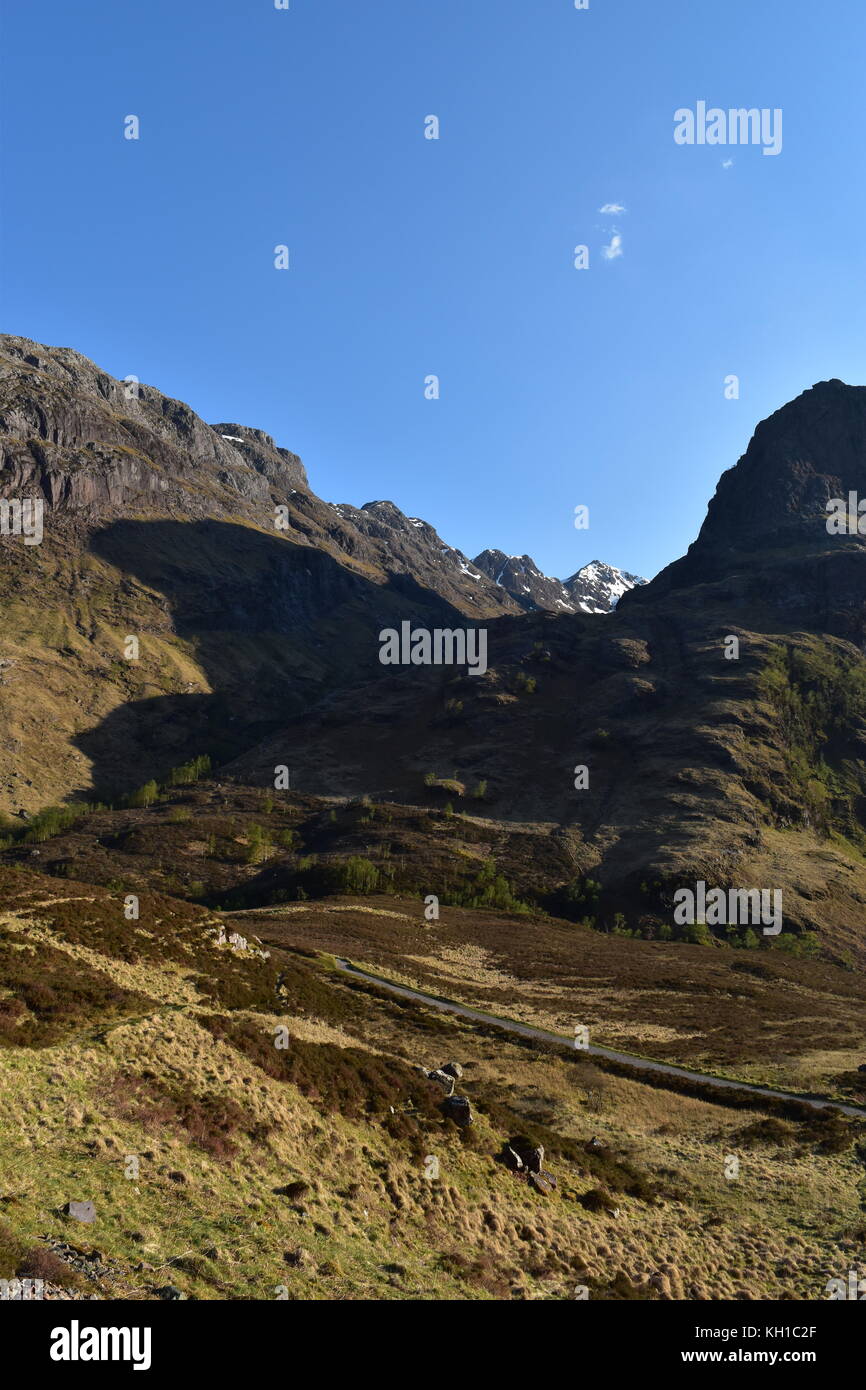 Donnant sur une vallée à Aonach Dubh à Glencoe, en Écosse Banque D'Images