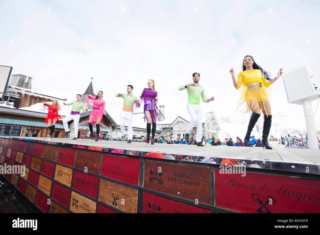 Apre ski club sur les pistes- la folie douce. partytime plagnes à la station de ski dans les Alpes françaises. Banque D'Images