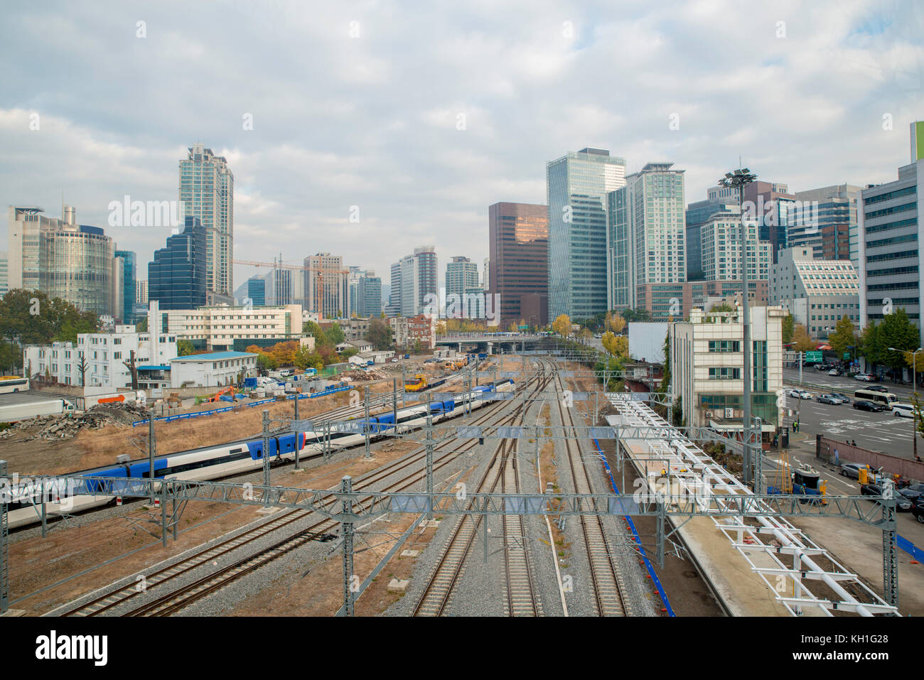 Le trafic ferroviaire ktx de Séoul dans la ville de Séoul, Corée du Sud. Banque D'Images