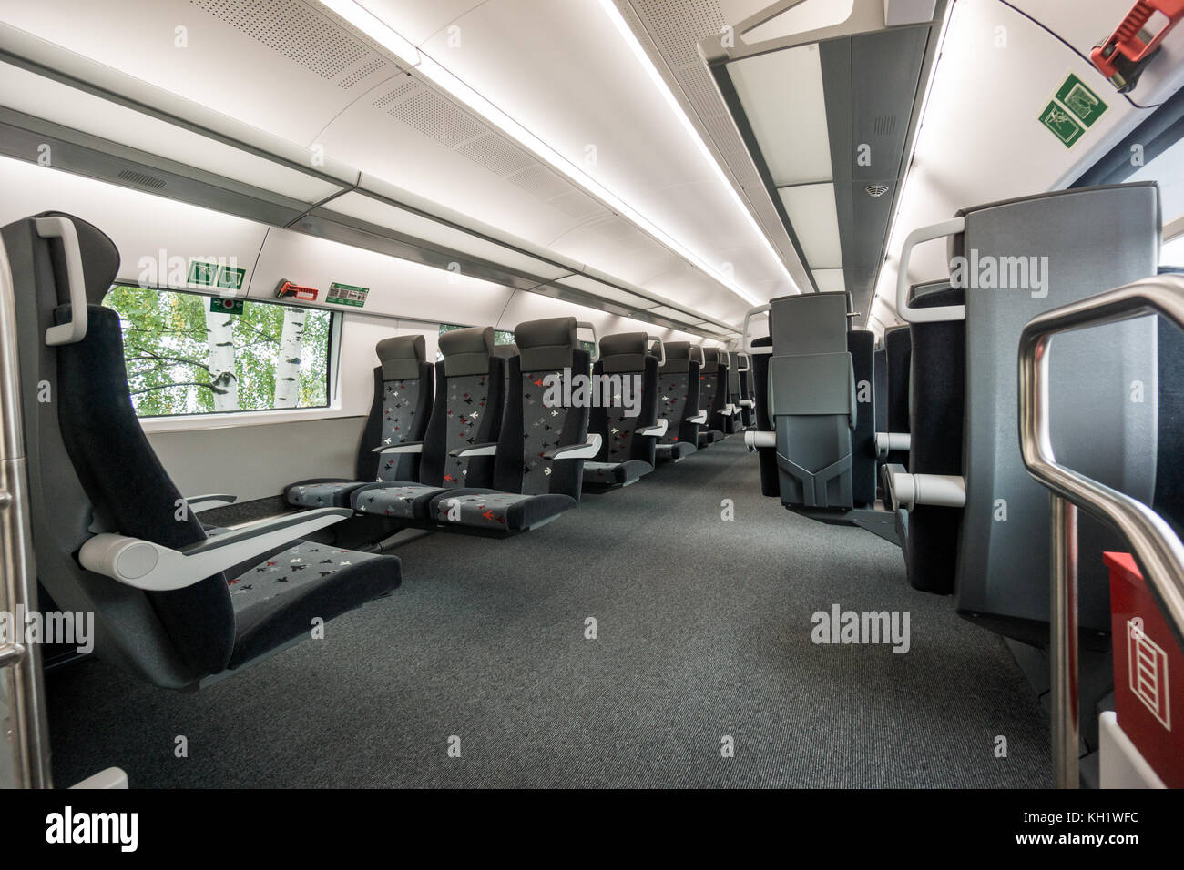 Intérieur d'un train moderne Banque D'Images