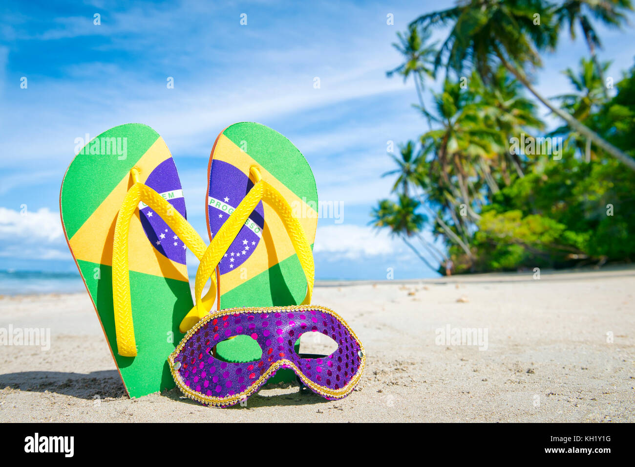 Drapeau Br sil tongs  avec masque de carnaval br silien de 