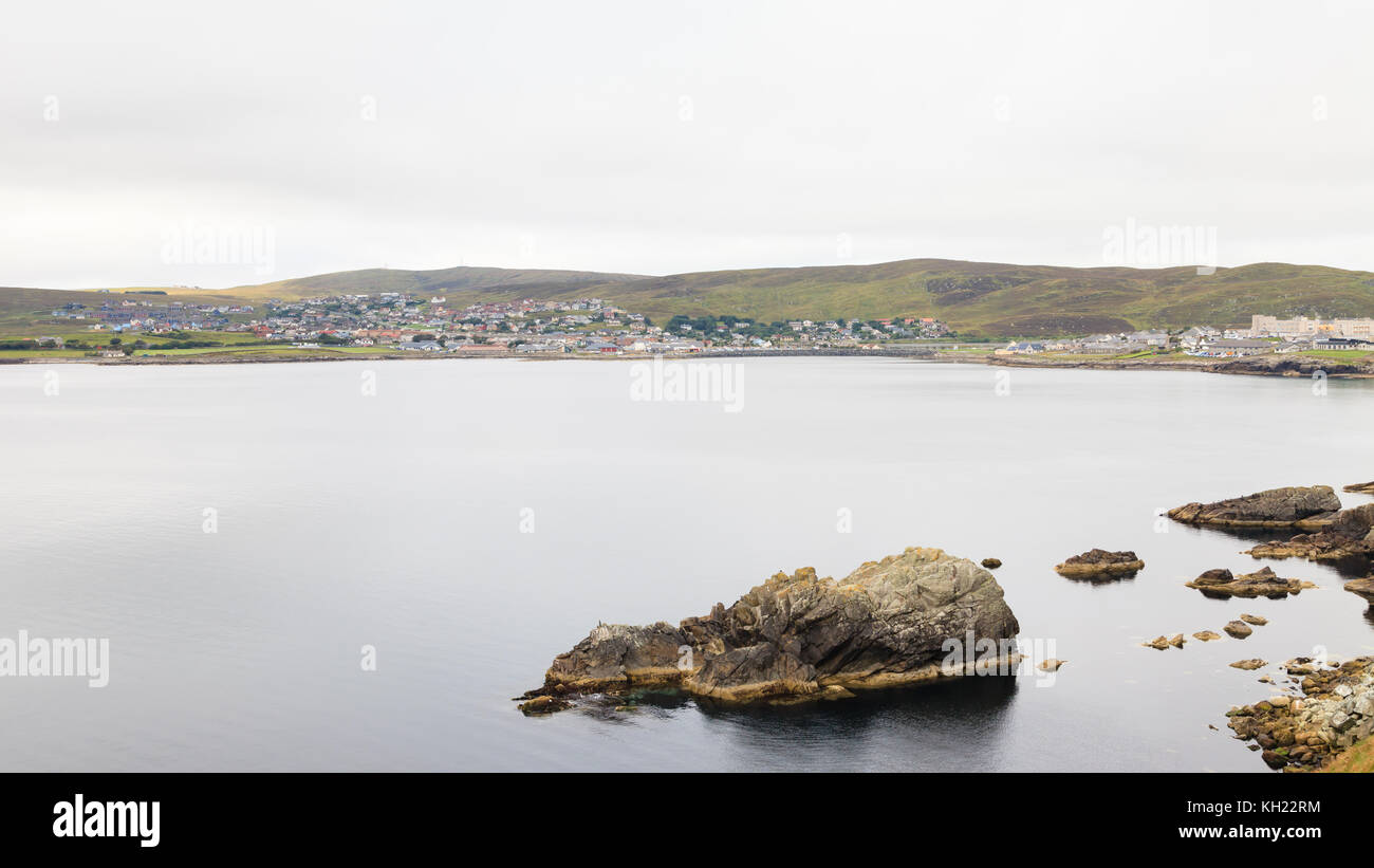 Vue de Lerwick. Lerwick est le principal port du Îles Shetland, Écosse et est vue du Knab. Banque D'Images