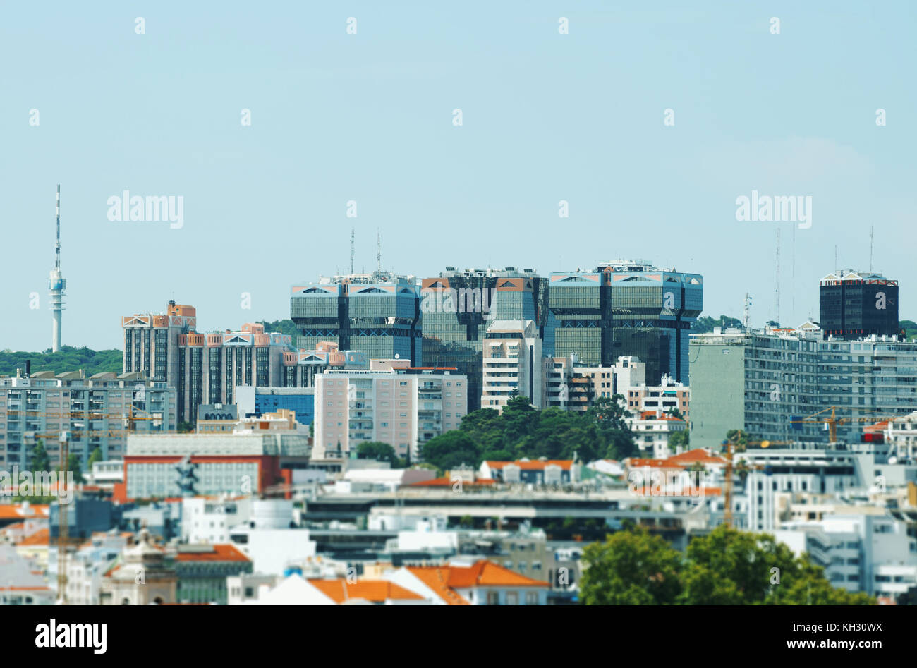 Vue sur la ville moderne de Lisbonne. Banque D'Images