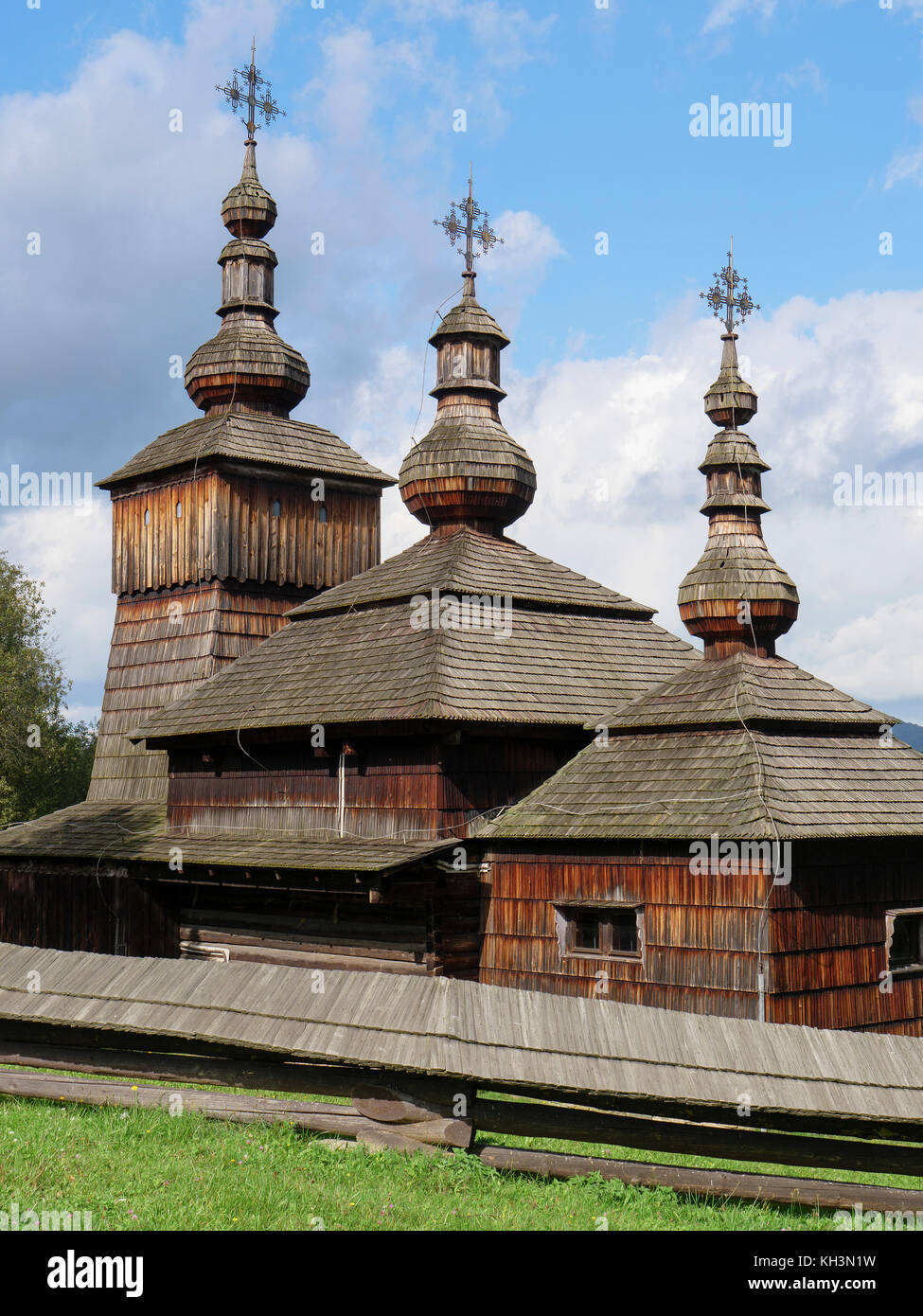 Église en bois de Ruthène ST. Paraskewa en plein air musée Skanzen près de Svidnik, Presovsky kraj, Slovaquie, Europe Banque D'Images