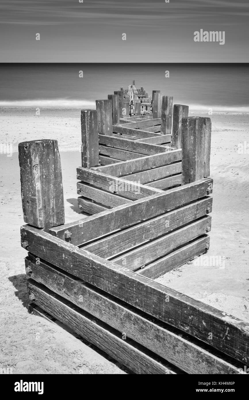 Les défenses de la mer à Norfolk UK Banque D'Images