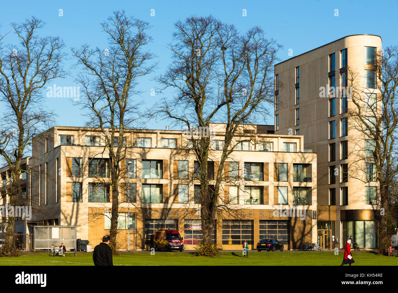 La nouvelle caserne de pompiers de Cambridge et haut de gamme d'appartements résidentiels à plus de Parkers morceau en centre-ville de Cambridge, Cambridgeshire, Angleterre, Royaume-Uni. Banque D'Images