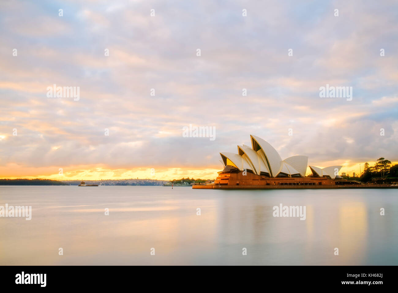 Paster le lever du soleil sur l'Opéra de Sydney, Sydney, NSW, Australie Banque D'Images