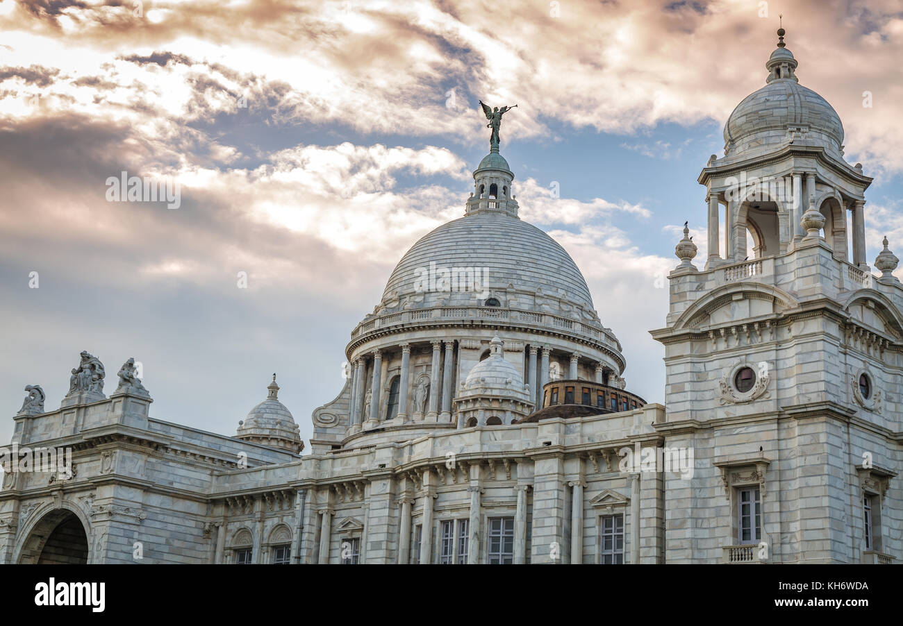 Victoria Memorial, un monument architectural de marbre blanc et musée construit dans la mémoire de la reine Victoria à Kolkata, Inde. Banque D'Images