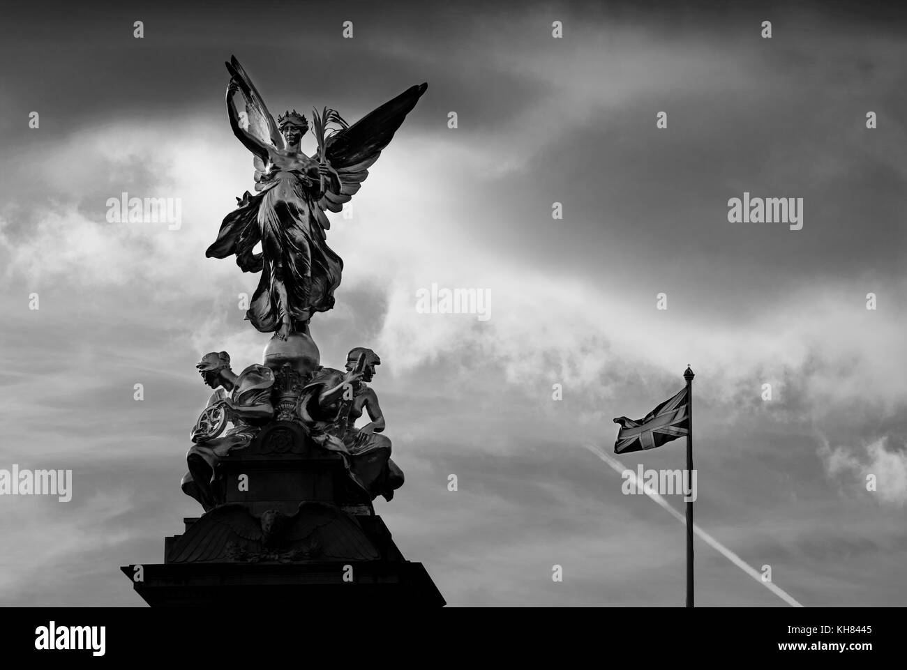 Queen Victoria Memorial devant le palais de Buckingham à Westminster, Londres, Angleterre. Novembre 2017 Le Victoria Memorial est un monument à Victor Queen Banque D'Images