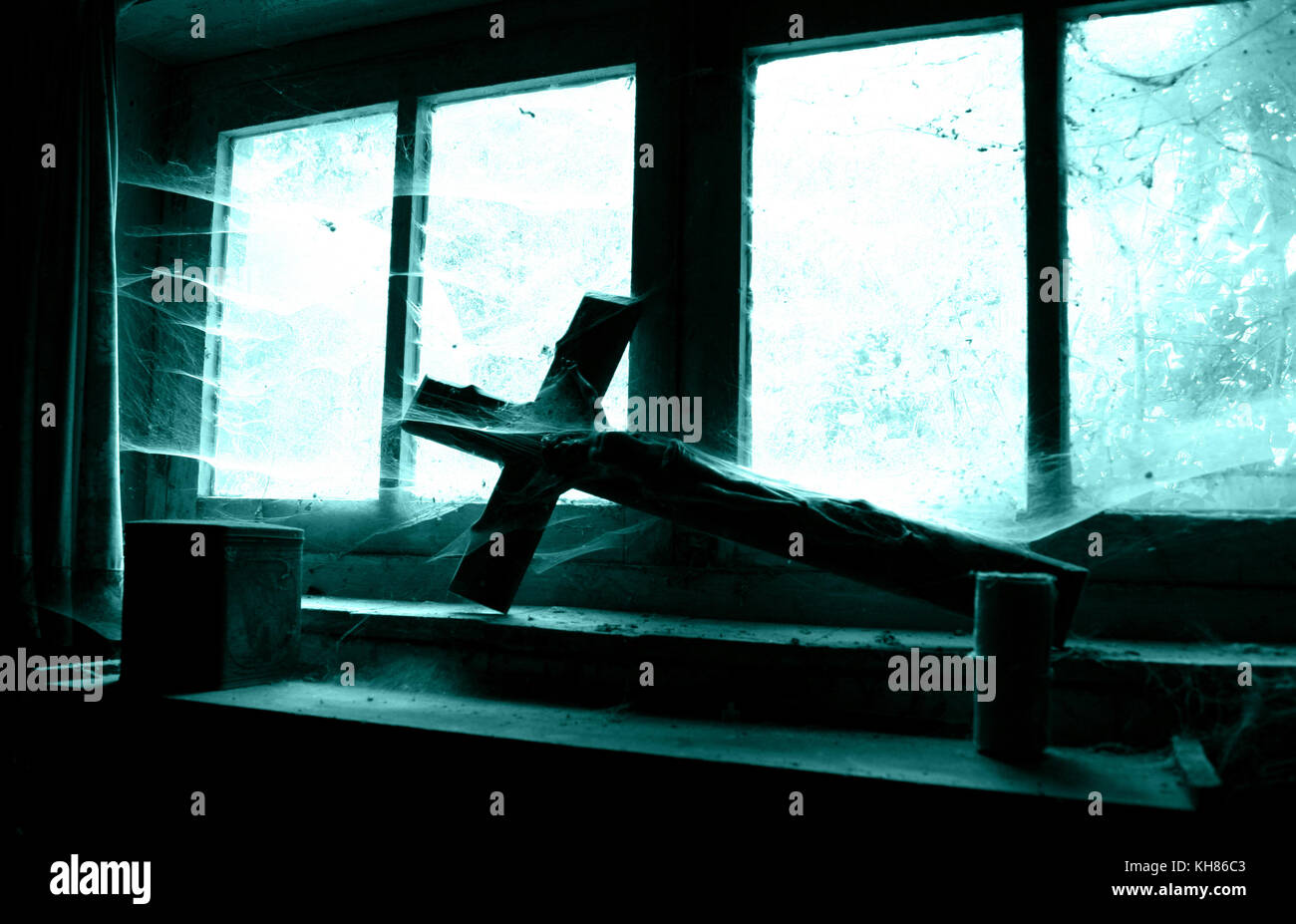 Belgique : images obsédantes ont révélé une importante collection de trophées dans une maison abandonnée qui semble comme s'il a été figé dans le temps. La seri Banque D'Images