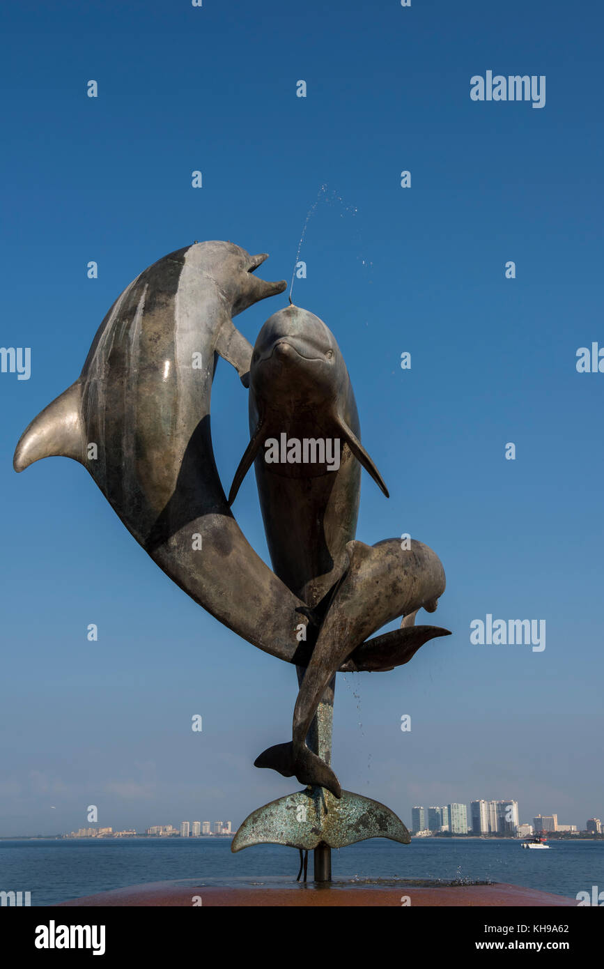 Mexique, État De Jalisco, Puerto Vallarta. El Centro, ancienne partie du centre-ville. Le Malecon, promenade en bord de mer connue pour ses œuvres d'art locales et sa vue sur Banque D'Images