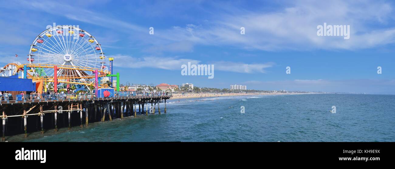 Santa Monica, Californie - le 27 juillet 2017 : la jetée de Santa Monica à Los angeles. la jetée est un plus de cent ans de patrimoine historique qui contient Banque D'Images