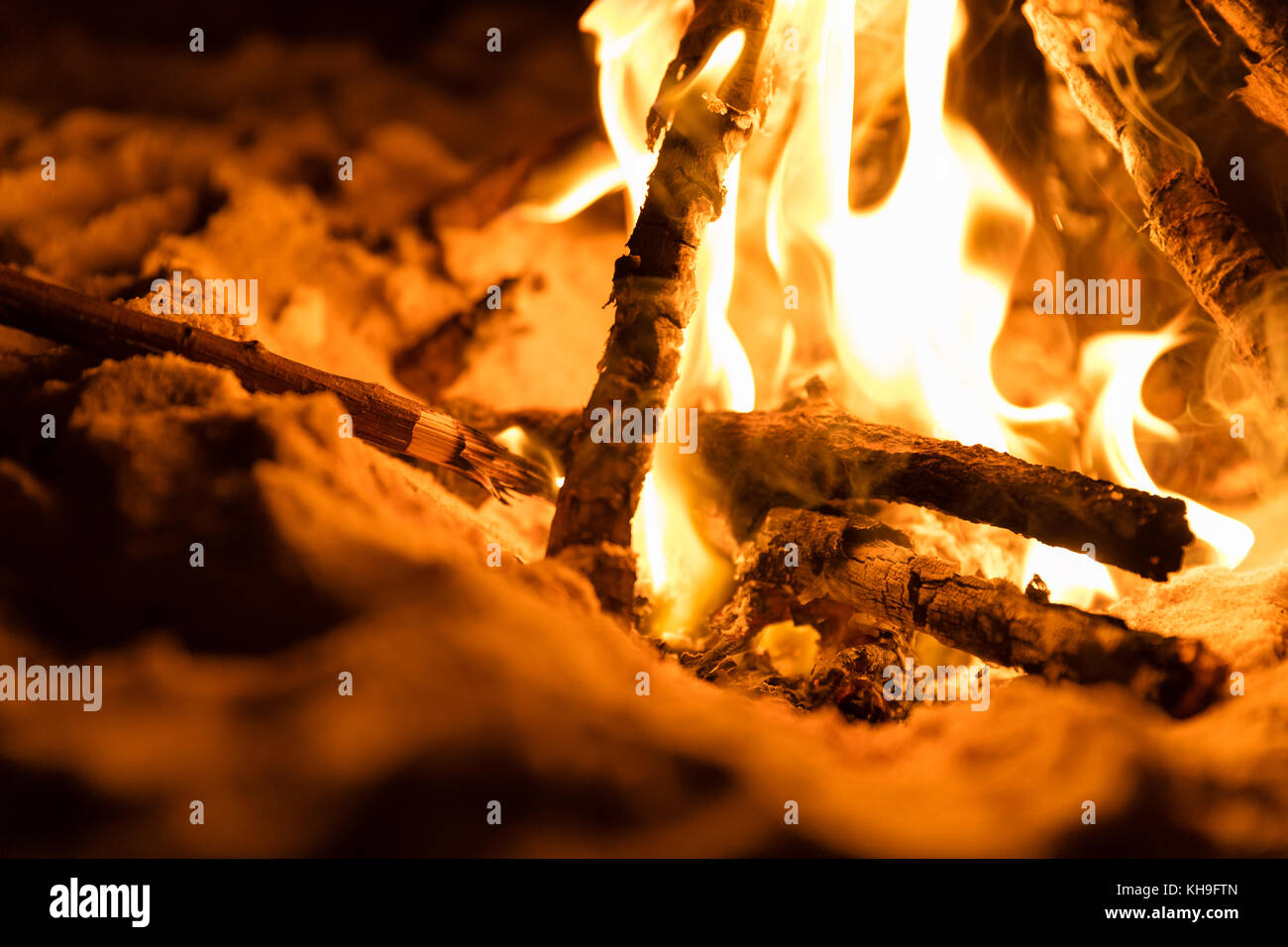 Le feu est un excellent serviteur, mais un maître terrible Banque D'Images