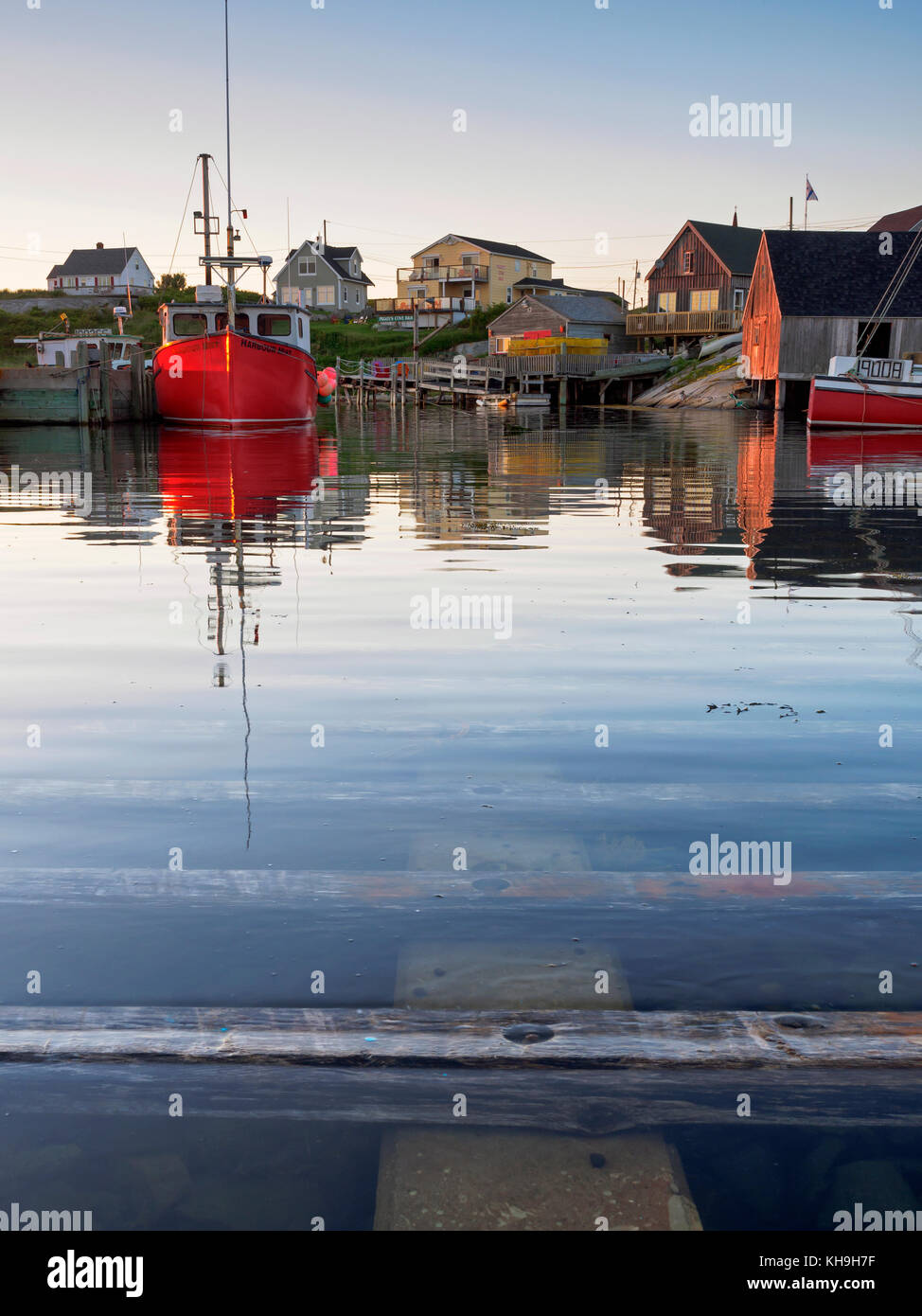 Des bateaux de pêche à Peggy's Cove, Nouvelle-Écosse Banque D'Images