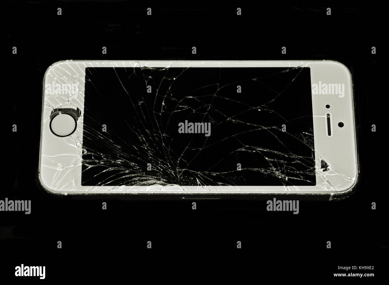 Téléphone fissuré ou cassé Banque D'Images