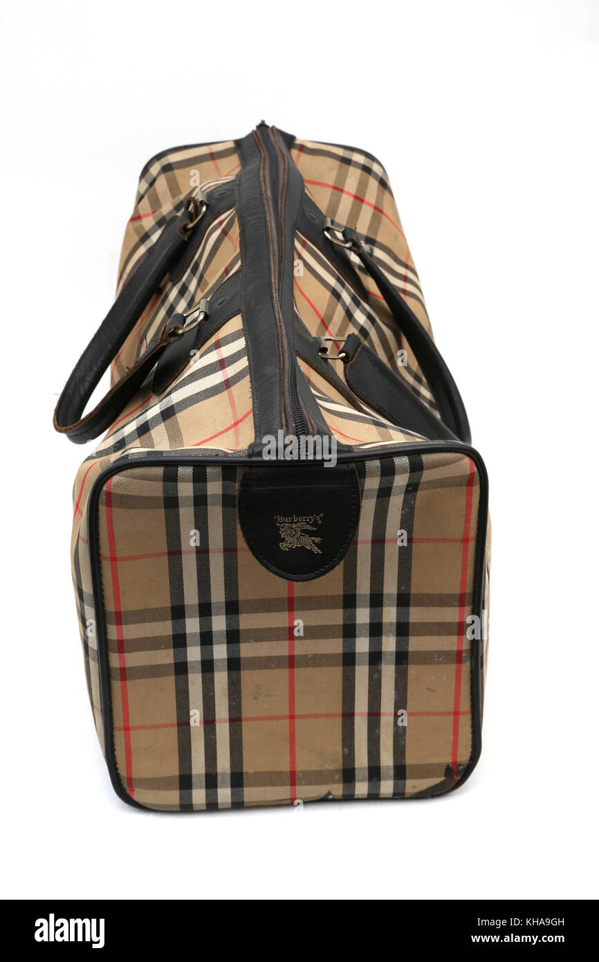 Les bagages à main Burberry Banque D'Images