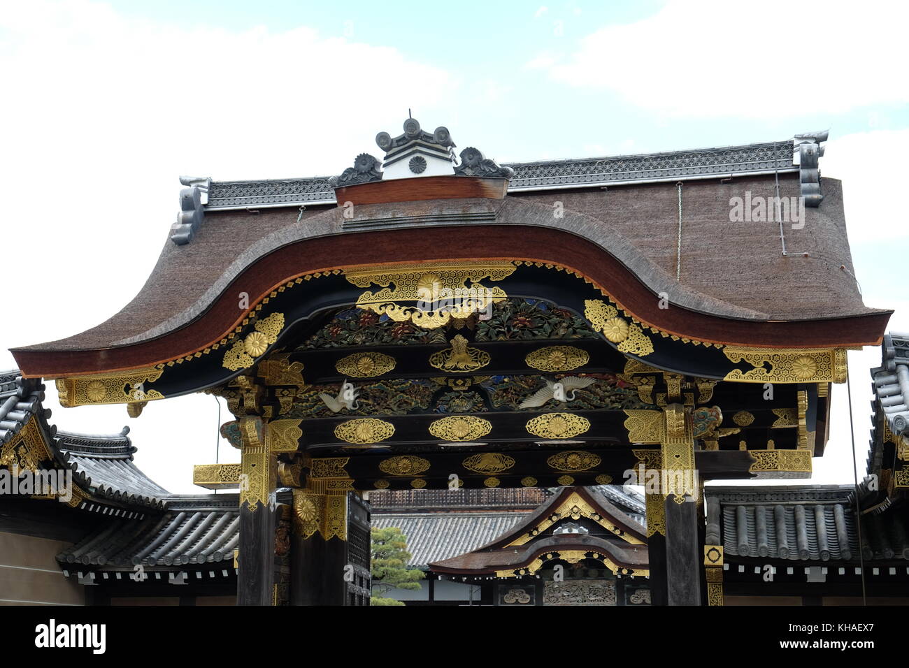 L'une des portes du château de Nijo à Kyoto, au Japon. Banque D'Images