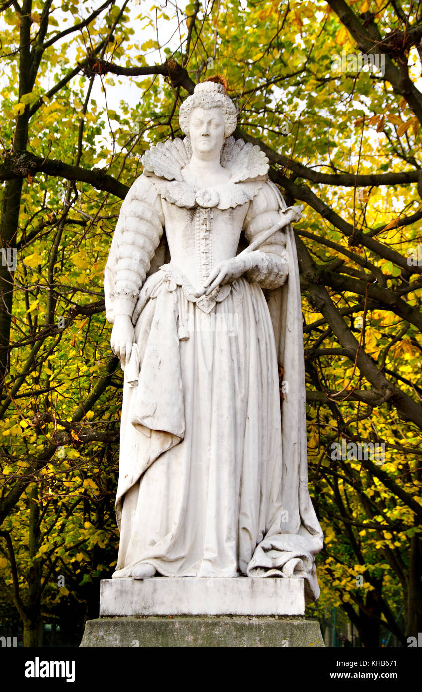 Paris, France. Jardin de Luxembourg (6ème Arr) Statue: Marie de Médicis (1573-1642) deuxième épouse de Henri IV de France (une des 20 stat du XIXe siècle Banque D'Images