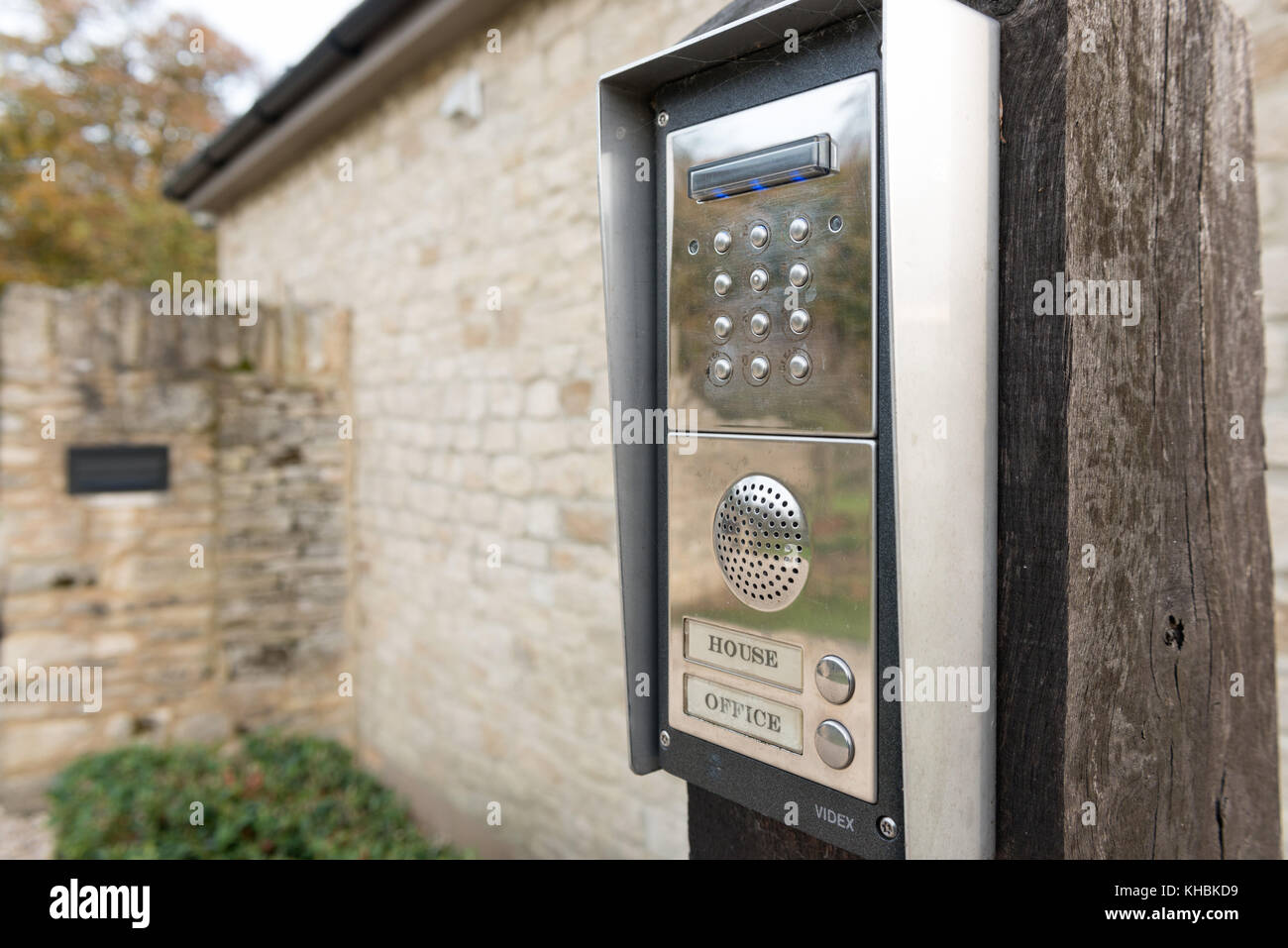 Une entrée clavier code contrôlant l'entrée de la maison et le bureau Banque D'Images