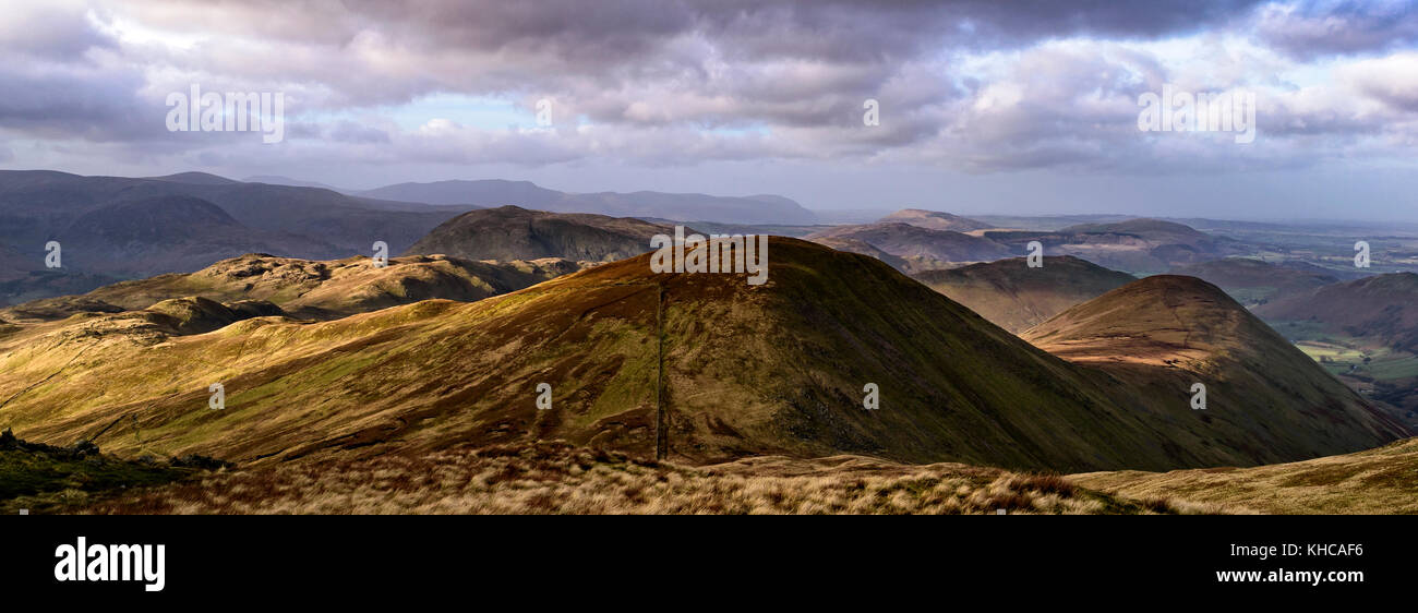 Vue panoramique de relever Dodd et la nab du sommet de Knott, lake district. Banque D'Images