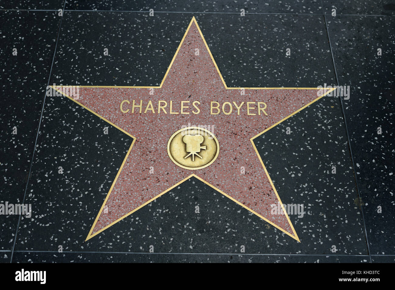 HOLLYWOOD, CA - 06 DÉCEMBRE : l'étoile Charles Boyer sur le Hollywood Walk of Fame à Hollywood, Californie, le 6 décembre 2016. Banque D'Images