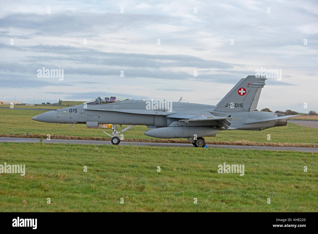 10 Swiss Boeing F/A 18C Hornet en déploiement à RAF lLossiemouth dans le Morayshire, en Écosse pendant 4 semaines jour et le vol de nuit, faible niveau de formation des pilotes. Banque D'Images