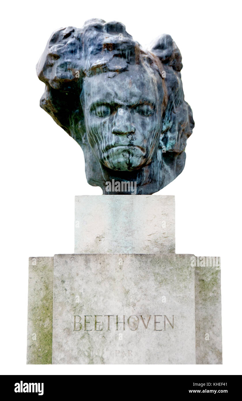 Paris, France. Jardin du Luxembourg (6ème Arr) buste en bronze de Ludwig van Beethoven (compositeur allemand) installé en 1978 par l'Association française de Beethoven Banque D'Images