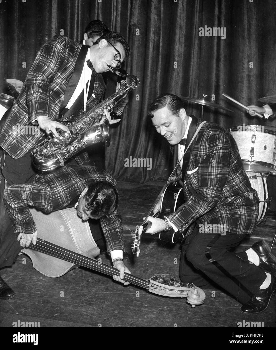 Bill Haley et les Comets de répétitions sur scène à l'Hammersmith Palais de Londres Feb 1957 Banque D'Images