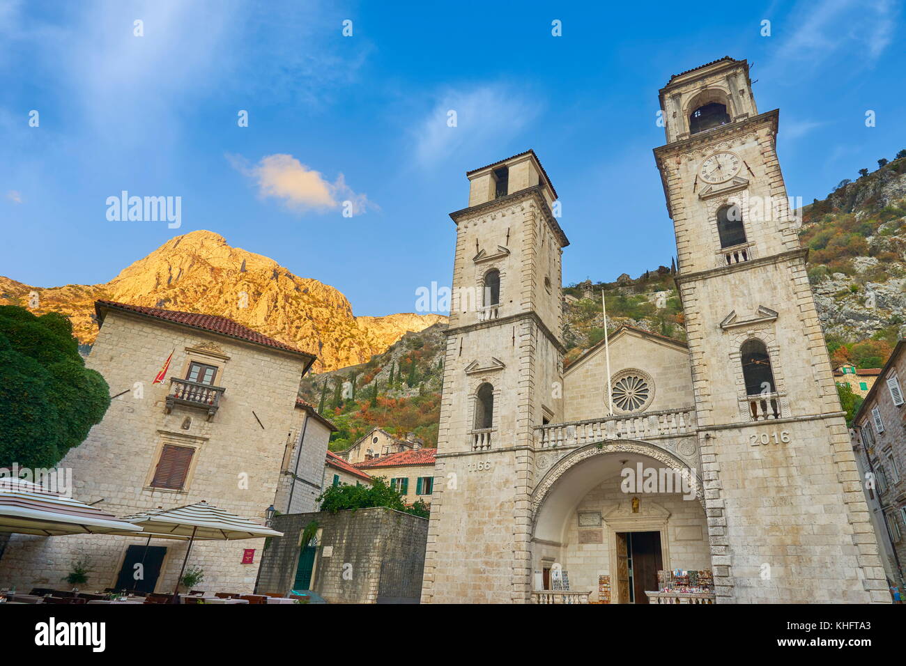 La vieille ville de Kotor, Monténégro, Cathédrale St typhon Banque D'Images