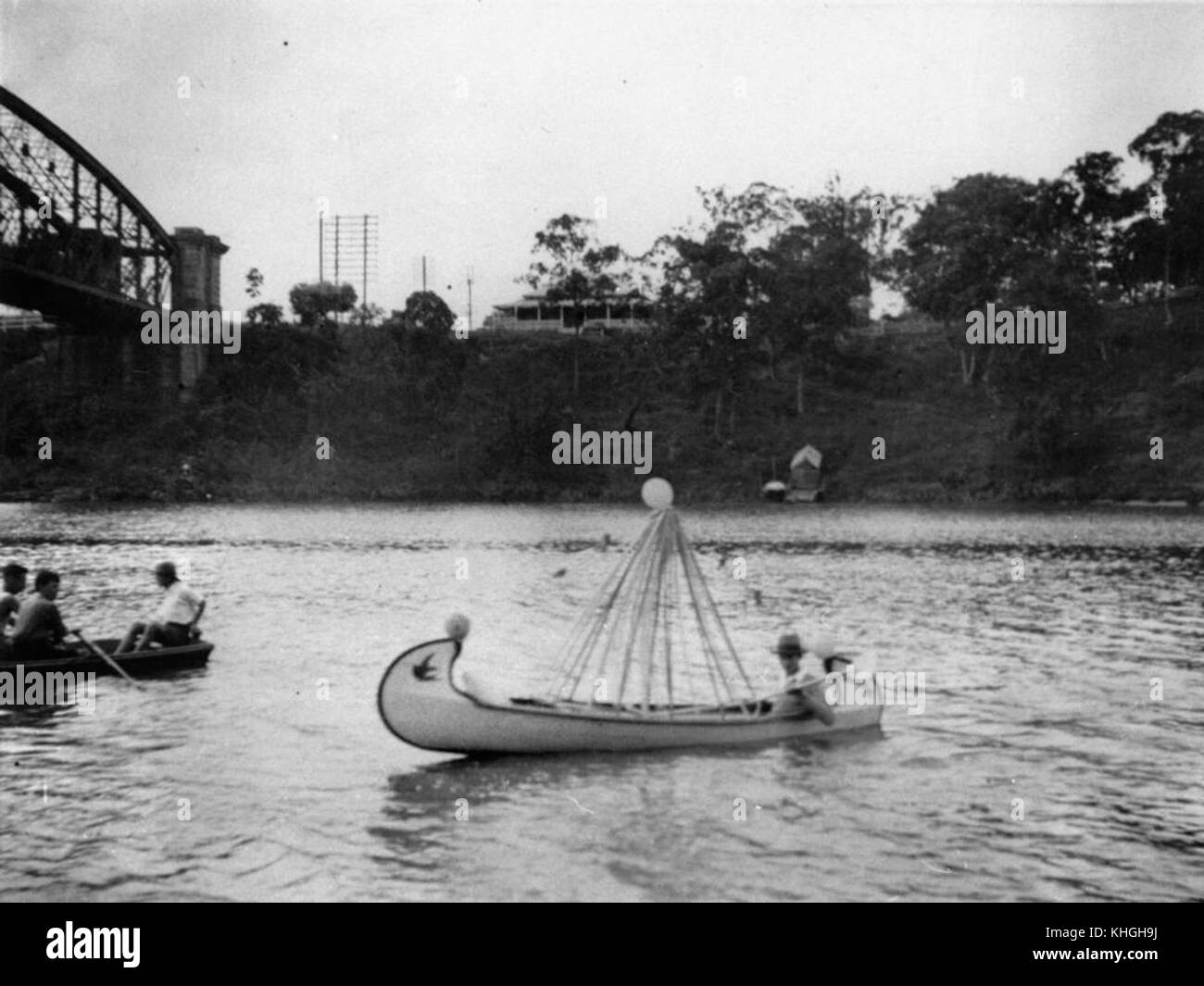 1159354 Canoë sur le fleuve de Brisbane, Indooroopilly, ca.1929 Banque D'Images