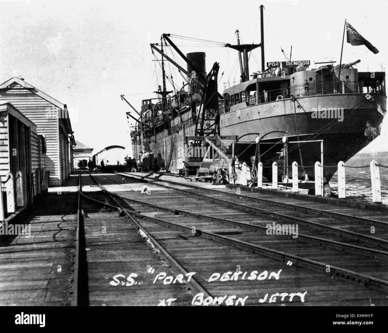 Port Denison, un navire référencé avec cet identifiant spécifique, est un navire historique qui a joué un rôle dans les activités maritimes. Les détails de sa construction et de son histoire opérationnelle contribuent à la compréhension du commerce maritime et de l'histoire navale à son époque. Banque D'Images