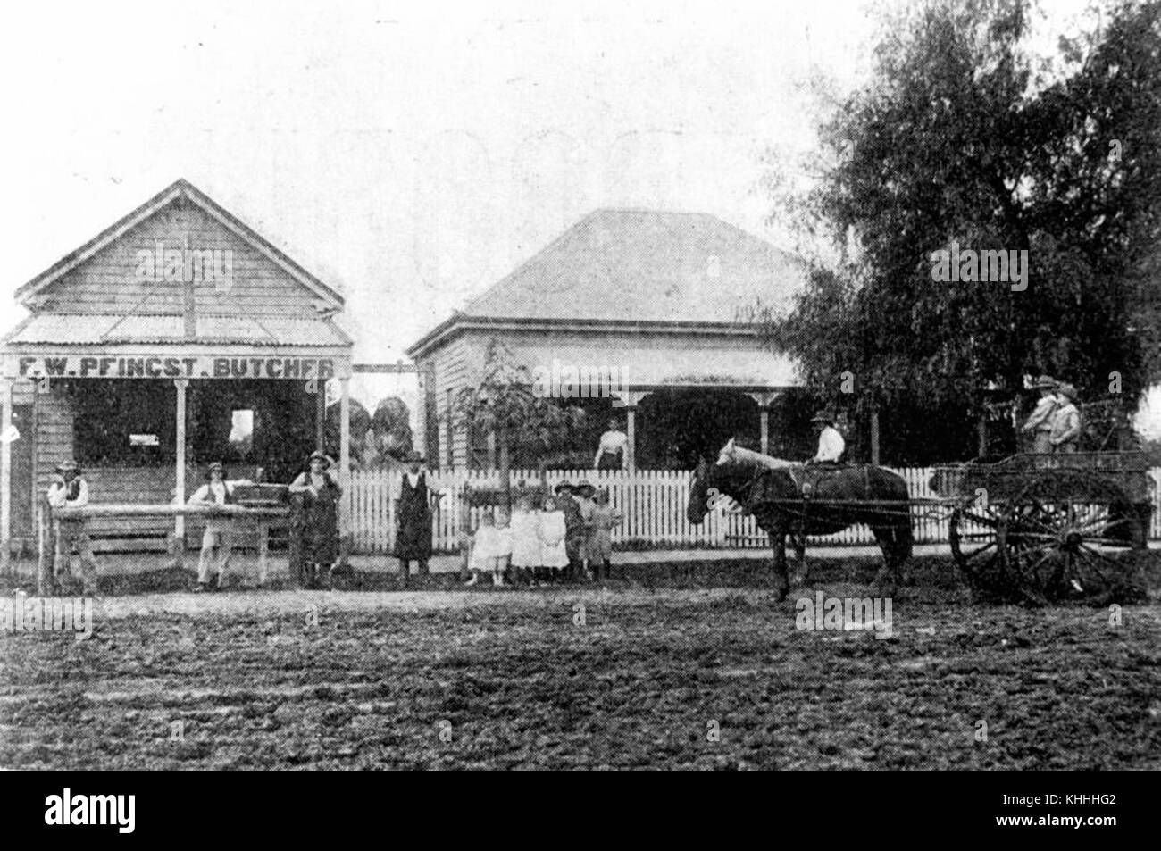 290560 en dehors de la boucherie Pfingst dans Goondiwindi, Queensland, ca. 1905 Banque D'Images