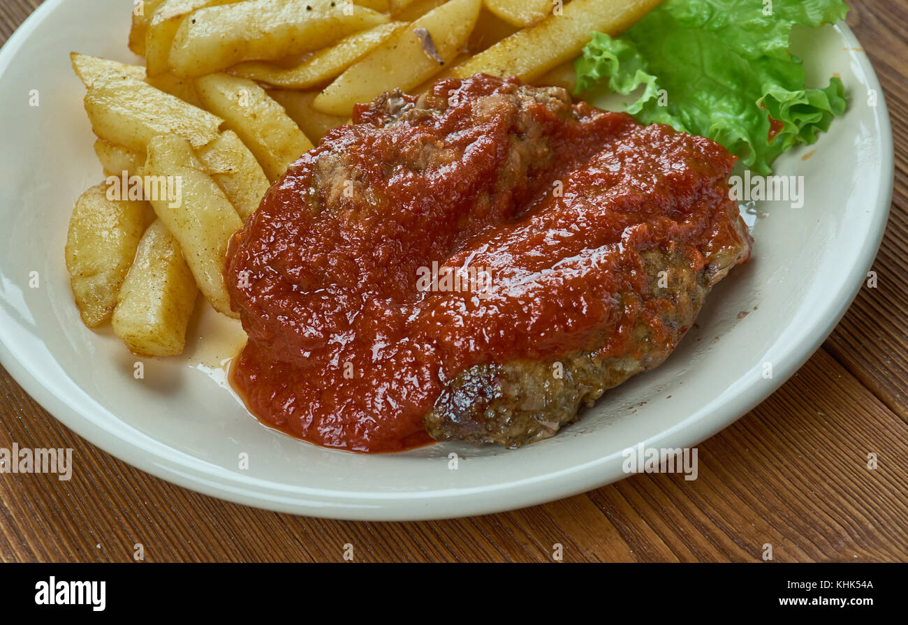 Soutzoukakia smyrneika boulettes à la sauce tomate grec Photo Stock - Alamy