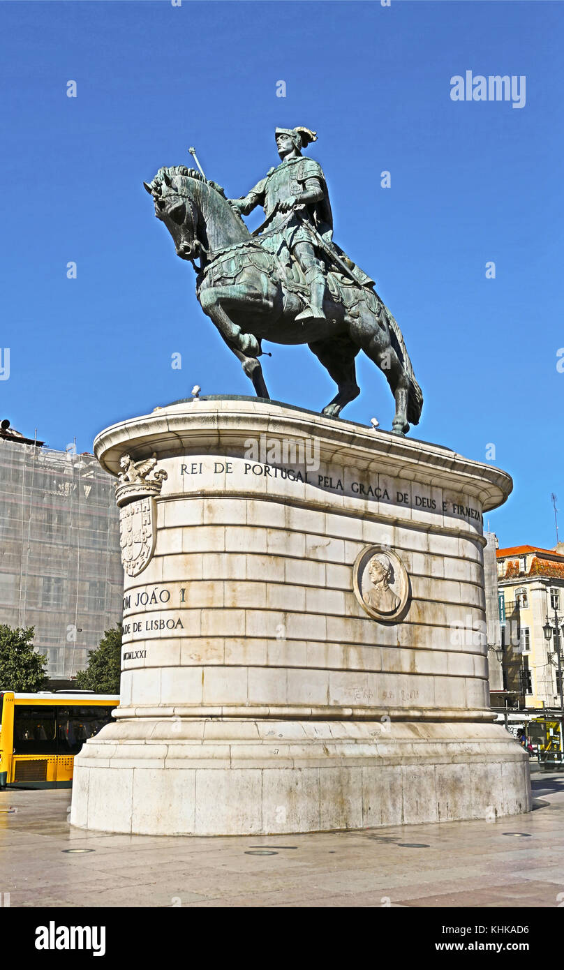 Hdr image de la statue équestre du roi Dom joao i, situé à figueira square à Lisbonne, Portugal. Banque D'Images