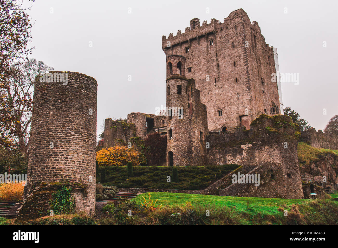 Blarney, IRLANDE - Le château de Blarney, une forteresse médiévale à blarney, près de Cork, en Irlande, et de la rivière Martin Banque D'Images