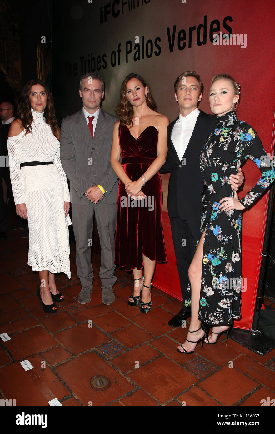 Los Angeles, CA, USA. 17 novembre, 2017. 17 novembre 2017 - Los Angeles, Californie - Sarah schroeder-matzkin, Justin Kirk, Jennifer Garner, Cody, fougère et maika monroe. première de IFC Films' 'les tribus de Palos Verdes' qui s'est tenue au théâtre à l'hôtel. photo credit : Faye sadou/admedia crédit : Faye sadou/admedia/zuma/Alamy fil live news Banque D'Images