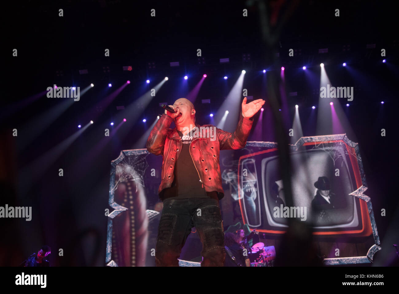 Strasbourg, France. 18 nov, 2017. Michael Kiske effectue avec Helloween à mediolanum forum au cours de la tournée dans des citrouilles, assago italie. , . Crédit : Alberto gandolfo/Alamy live news Banque D'Images