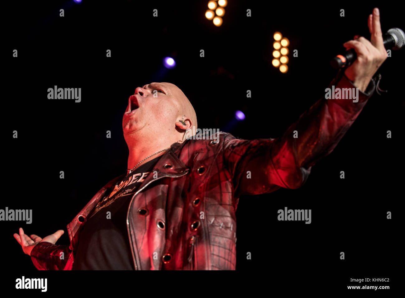 Assago, Italie. 18 novembre 2017. Michael Kiske se produit avec Helloween au Mediolanum Forum lors de la tournée Pumpkins United à Assago, en Italie. , . Crédit : Alberto Gandolfo/Alamy Live News Banque D'Images