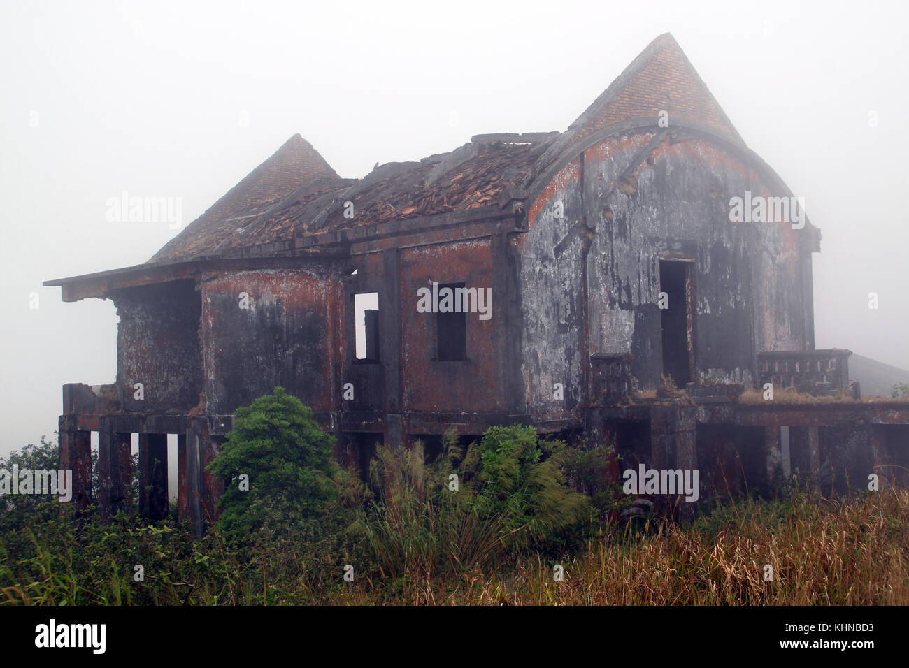 Ruines de la poste française au Cambodge, bokor Banque D'Images
