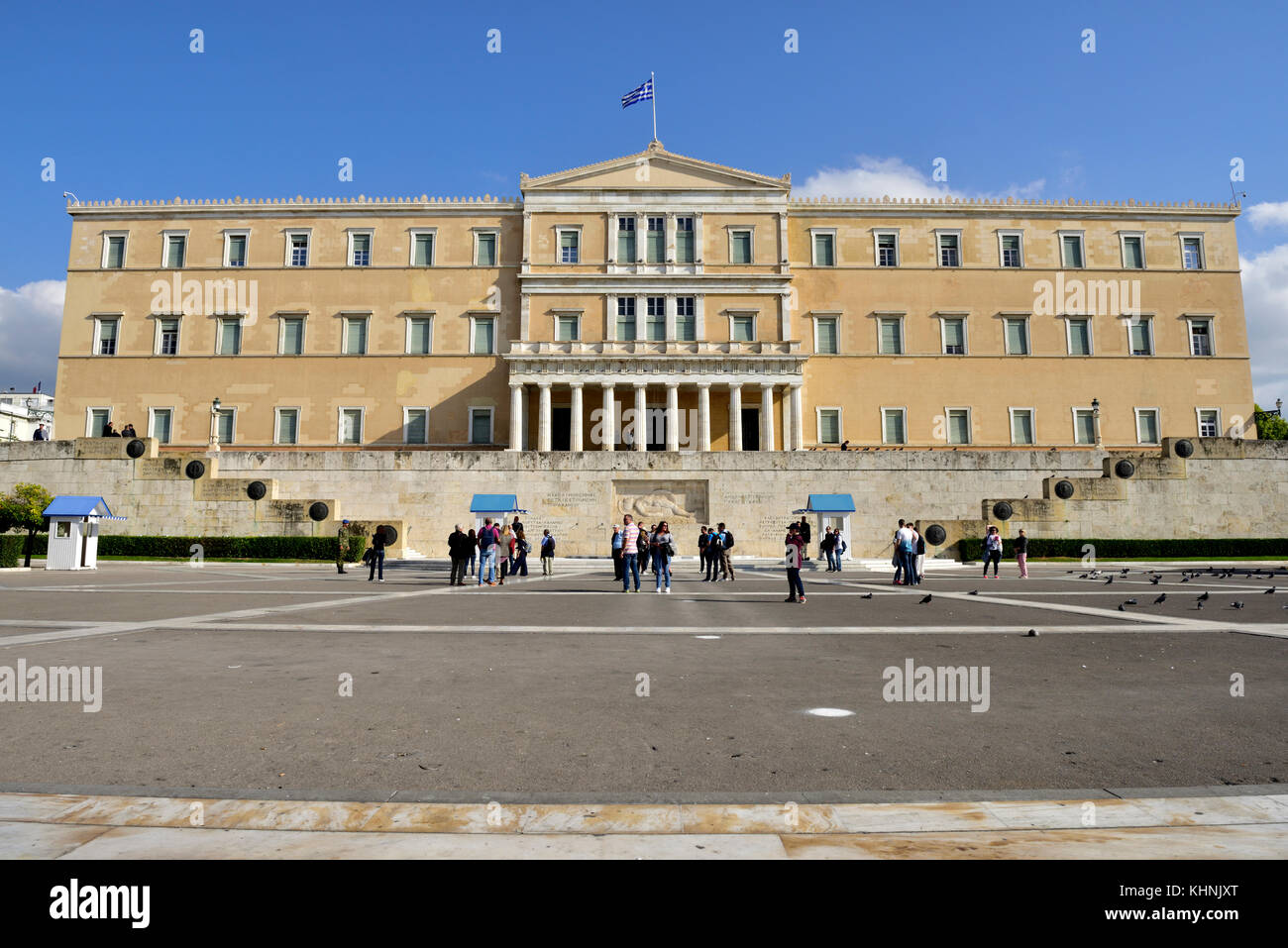 Bâtiment du Parlement national grec (ancien Palais Royal) et de la Tombe du Soldat inconnu, Athènes, Grèce Banque D'Images